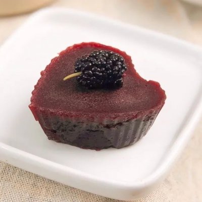 这道桑葚果冻,一周吃六次都嫌少!