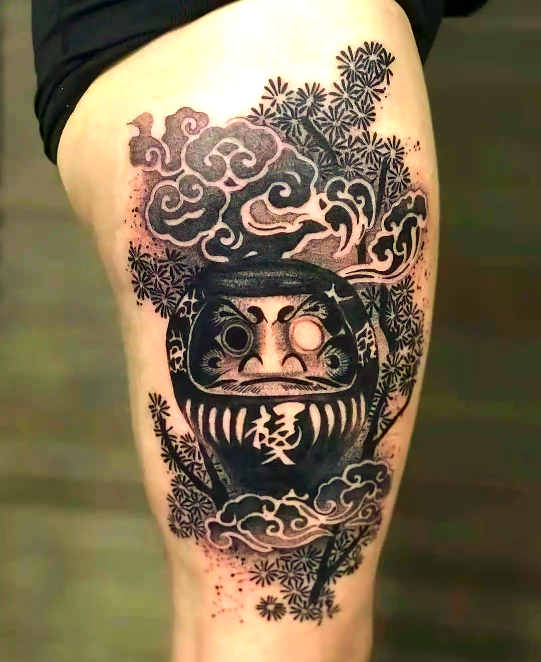 日本达摩吉祥物:从摆设到还愿的独特故事