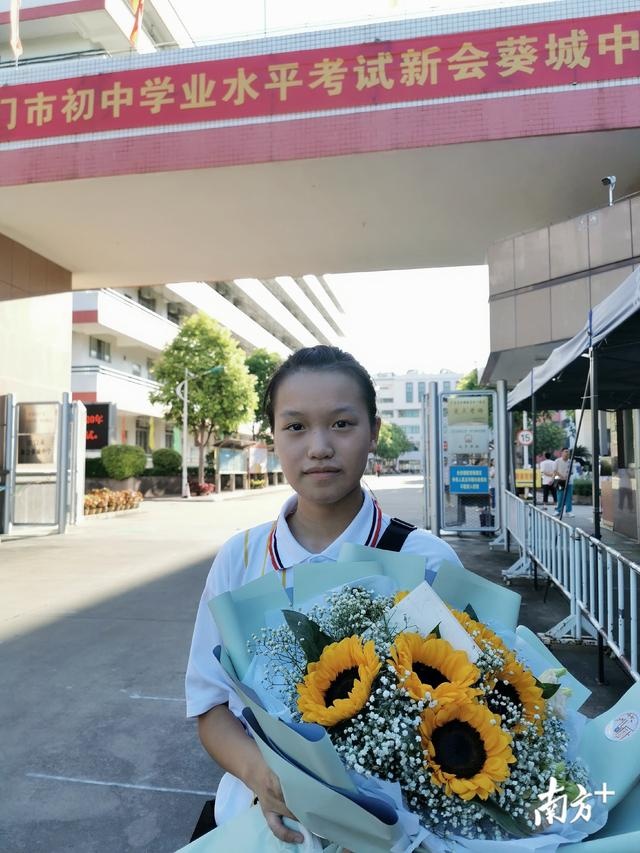 学霸套路|葵城中学卓予蔚:我特别爱跟外国朋友聊天