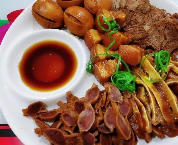 义丰祥芝麻油分享卤味拼盘的做法