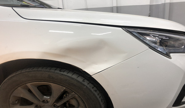 汽车凹陷无痕修复技术?