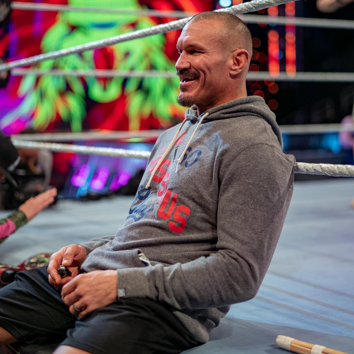 wwe庆祝毒蛇传奇杀手randy orton的20周年精选照片集