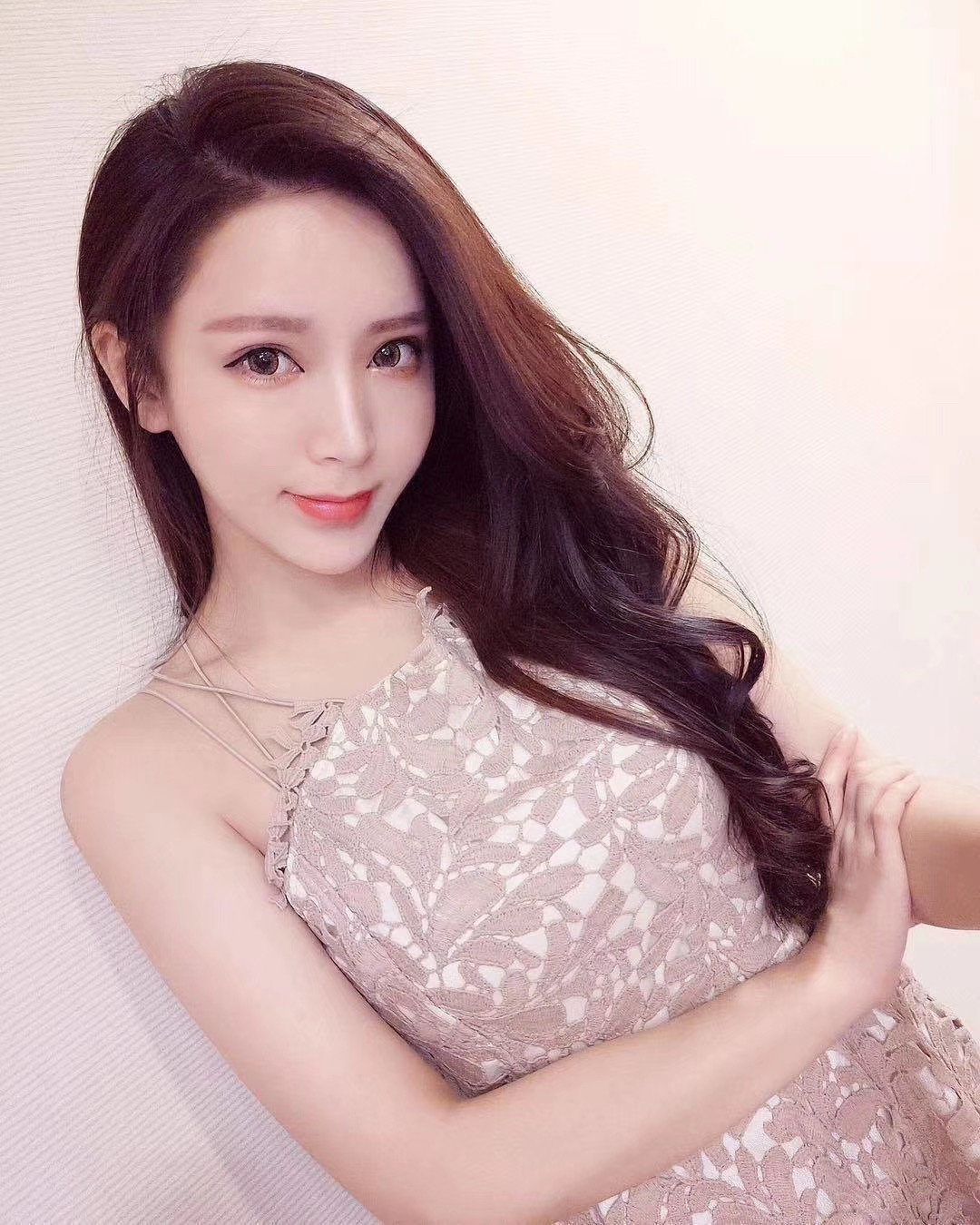 文水苍儿会生态一扬州模特一预约旅游相伴风景