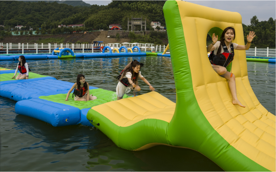 安徽宁国:清凉戏水季 夏日嗨翻天