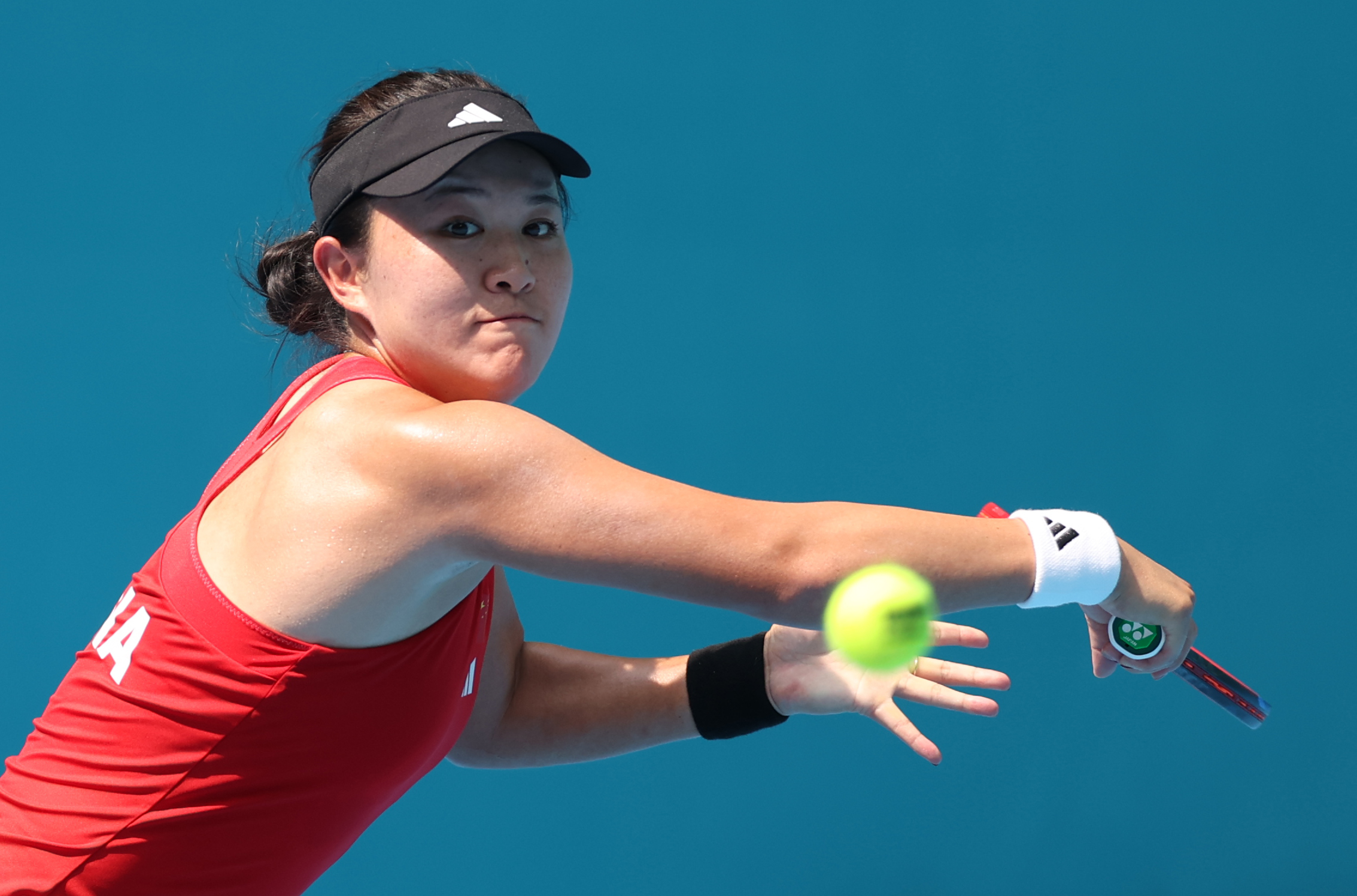 网球——郑钦文夺得女单冠军(2)