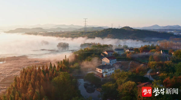 溧阳天目湖三胜村:初冬云雾乡村美