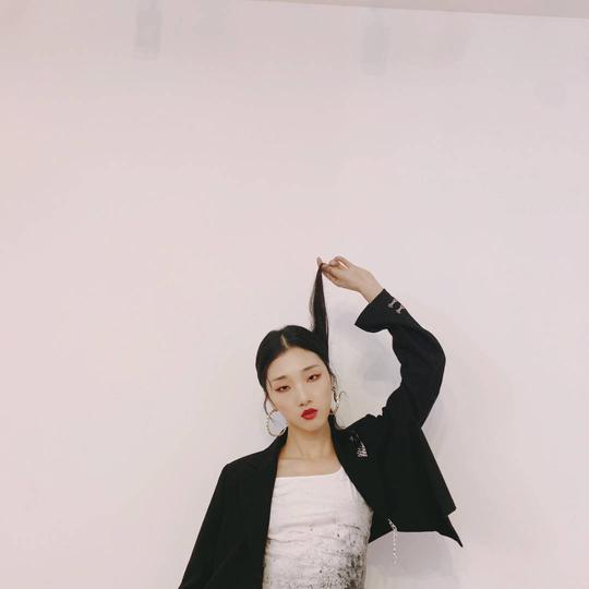 火箭少女护送yamy上热搜了?是怎么回事?