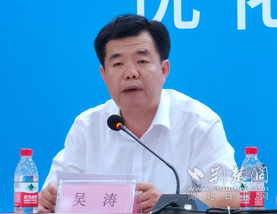 通山县常务副县长吴涛:县委县政府作出的承诺,绝不开"空头支票"