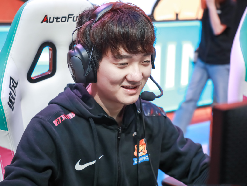 rng能否晋级取决于sn回想起sofm之前说的一句话粉丝有点慌