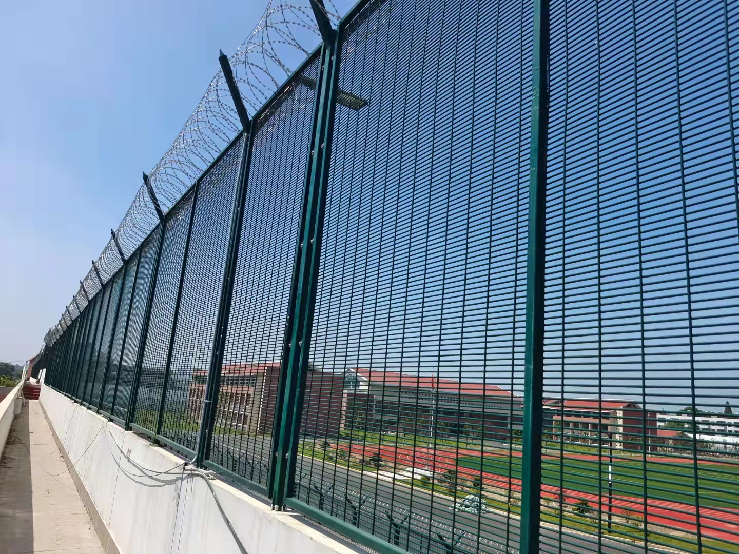 监狱围栏网的优势