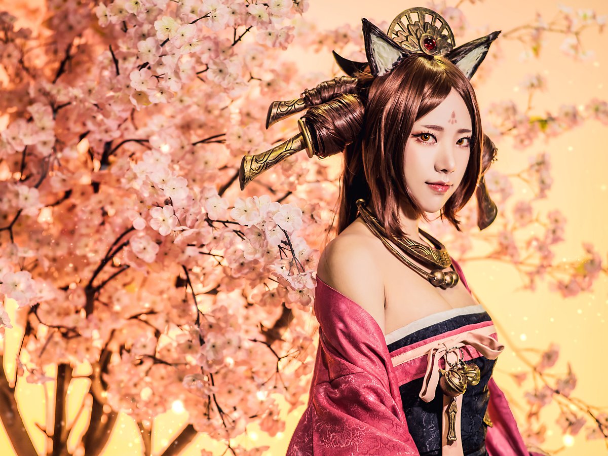 神都夜行录猫妖娴婵cosplay,妩媚,可爱,性感集一身的角色扮演