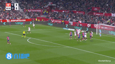 莱万垫射破门巴尔加斯扳平比分_西甲第23轮巴萨客客场挑战塞维利亚_西甲-巴萨3-1紧追皇马 莱万替补建功