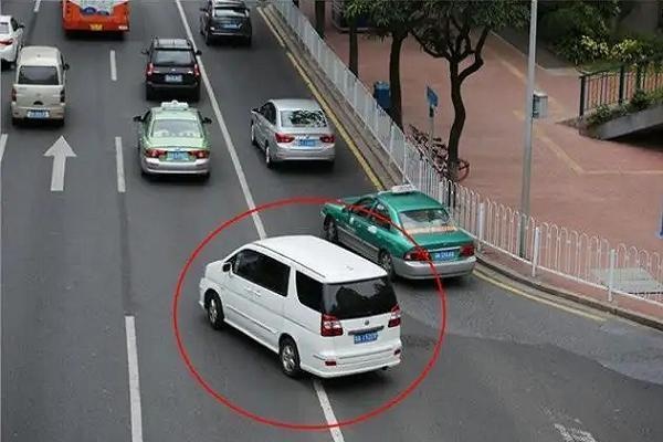 压白线需要哪三张照片