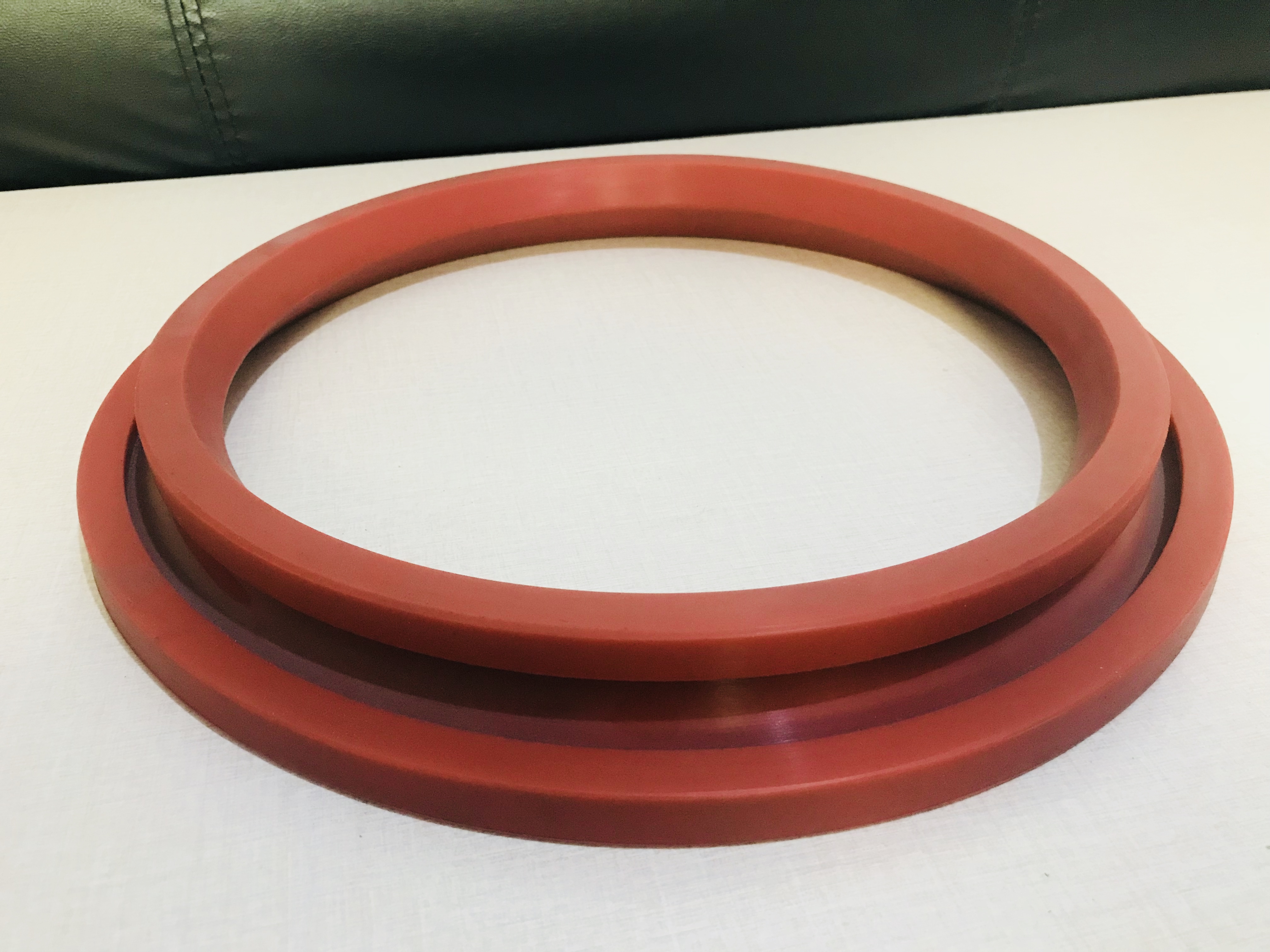 硅胶密封圈与普通橡胶密封圈的区别及优缺点?