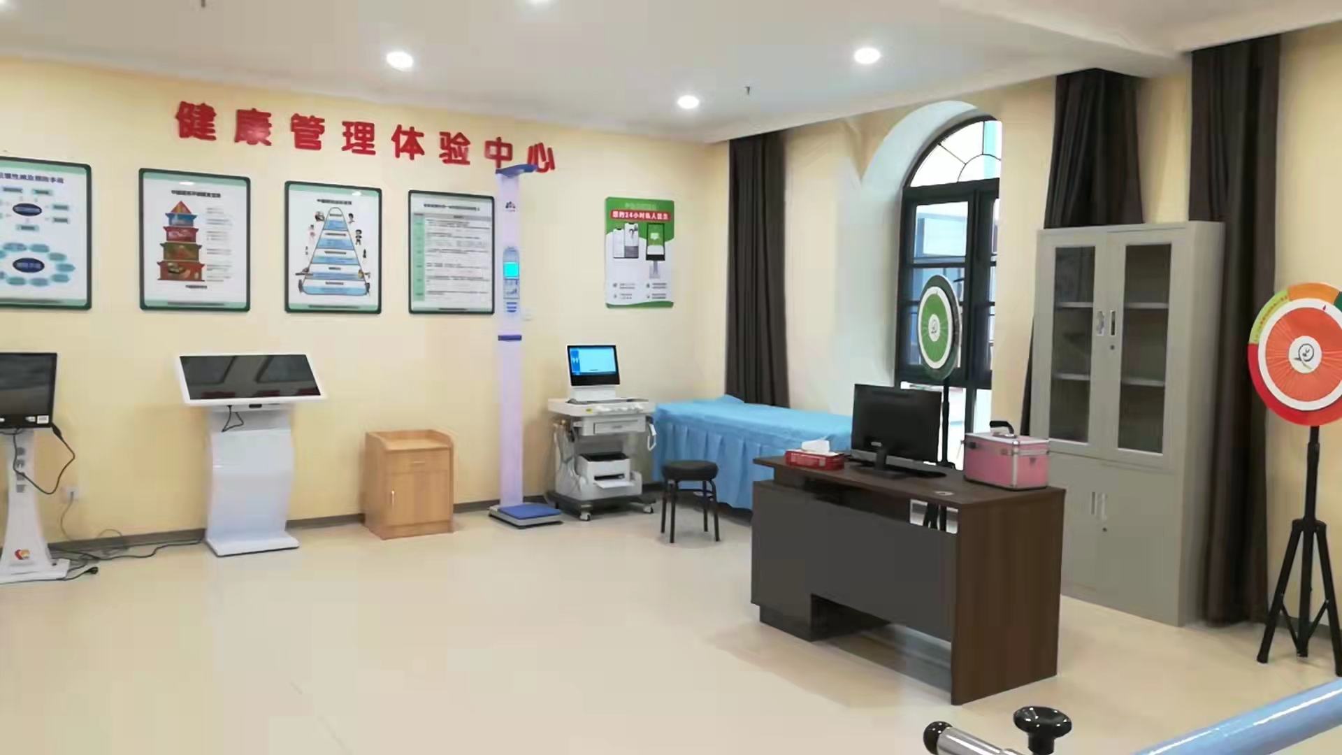 郑州高新区健康小屋正式投入使用,打通智慧医疗最后一公里!