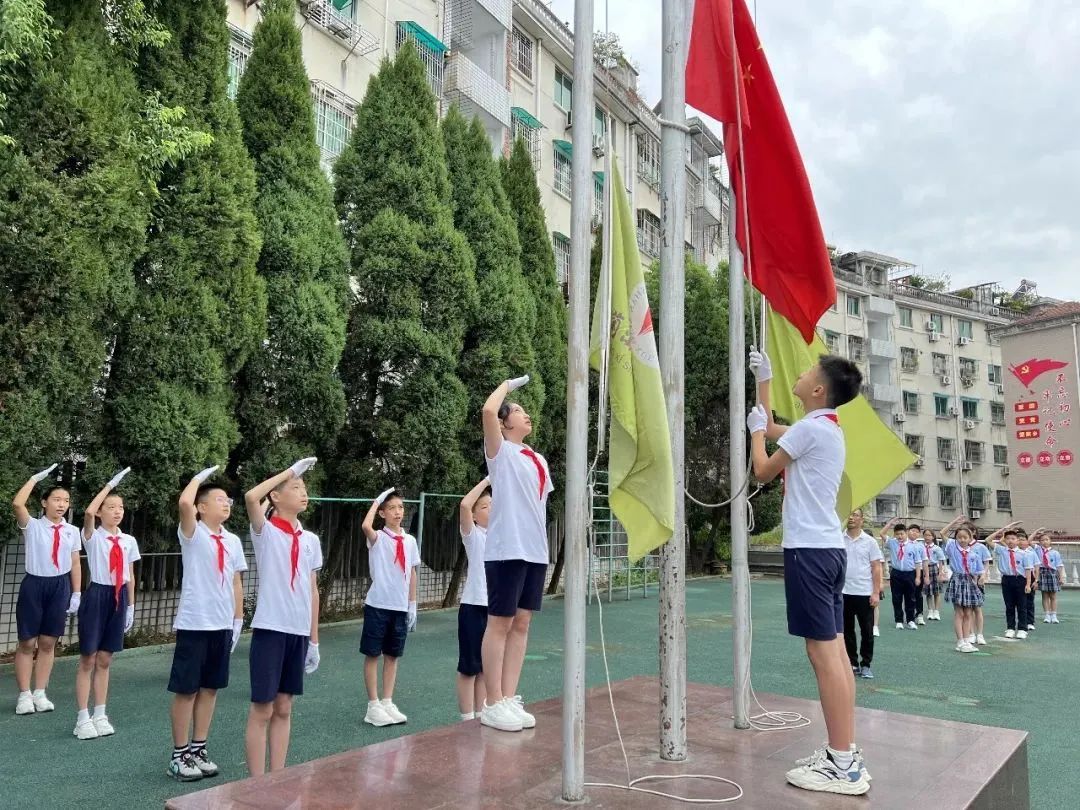 满满仪式感 兰溪各学校开启开学第一课