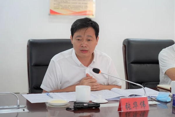 光明区委副书记,政法委书记张华伟带队到光明街道开展"三访"活动