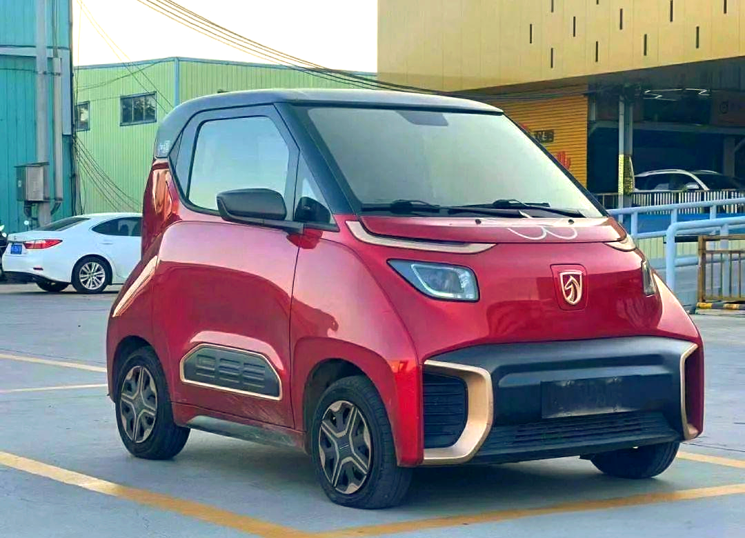 多款值得推荐的女士双座迷你电动汽车