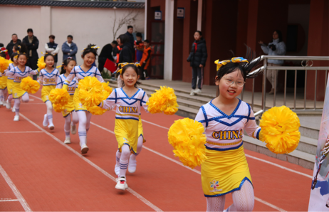 长沙市雨花区枫树山鸿铭小学:点燃梦想激情,引爆篮球魅力