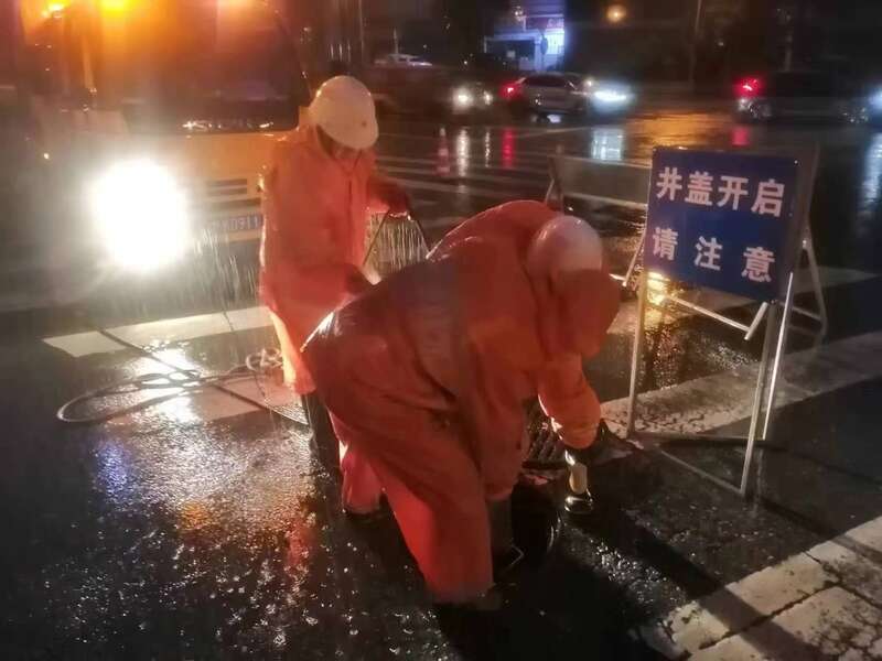 暴雨紅色預警中,北京發佈9條預警應對措施