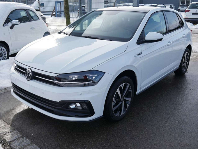 大众全新polo实拍曝光!换搭1.5t,配备轻混系统 升级液晶大屏