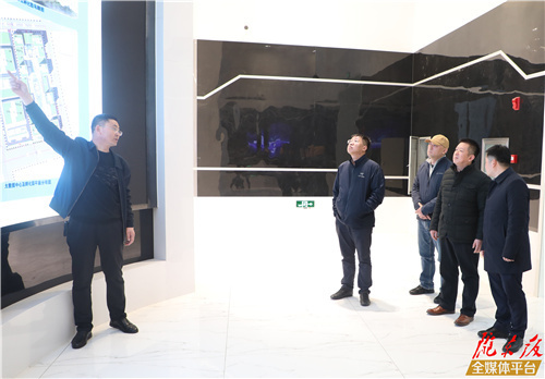 金山云高级副总裁宋伟一行来庆阳市考察数据信息产业项目推进情况