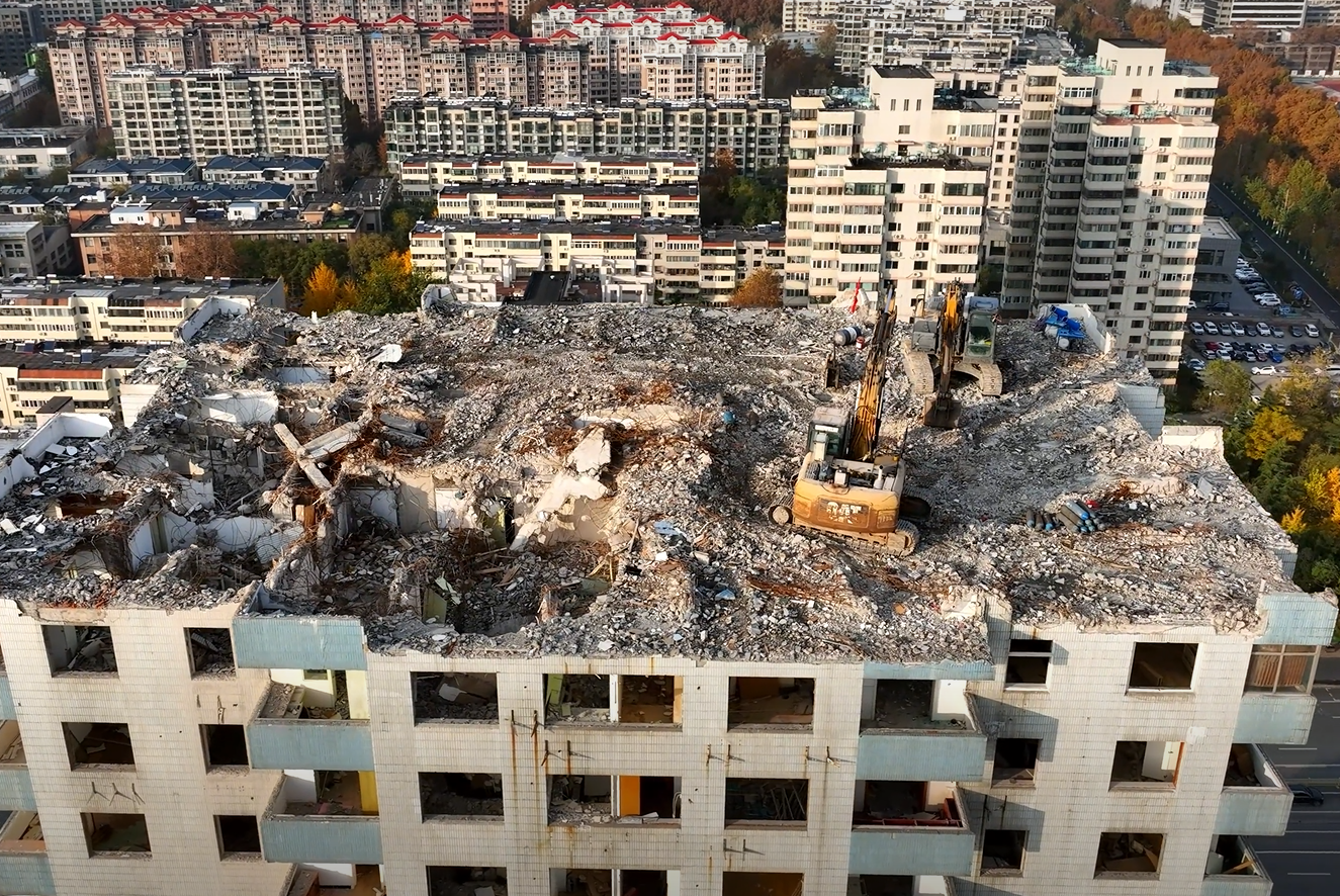 济南齐鲁宾馆拆除始末,为何烂尾多年?