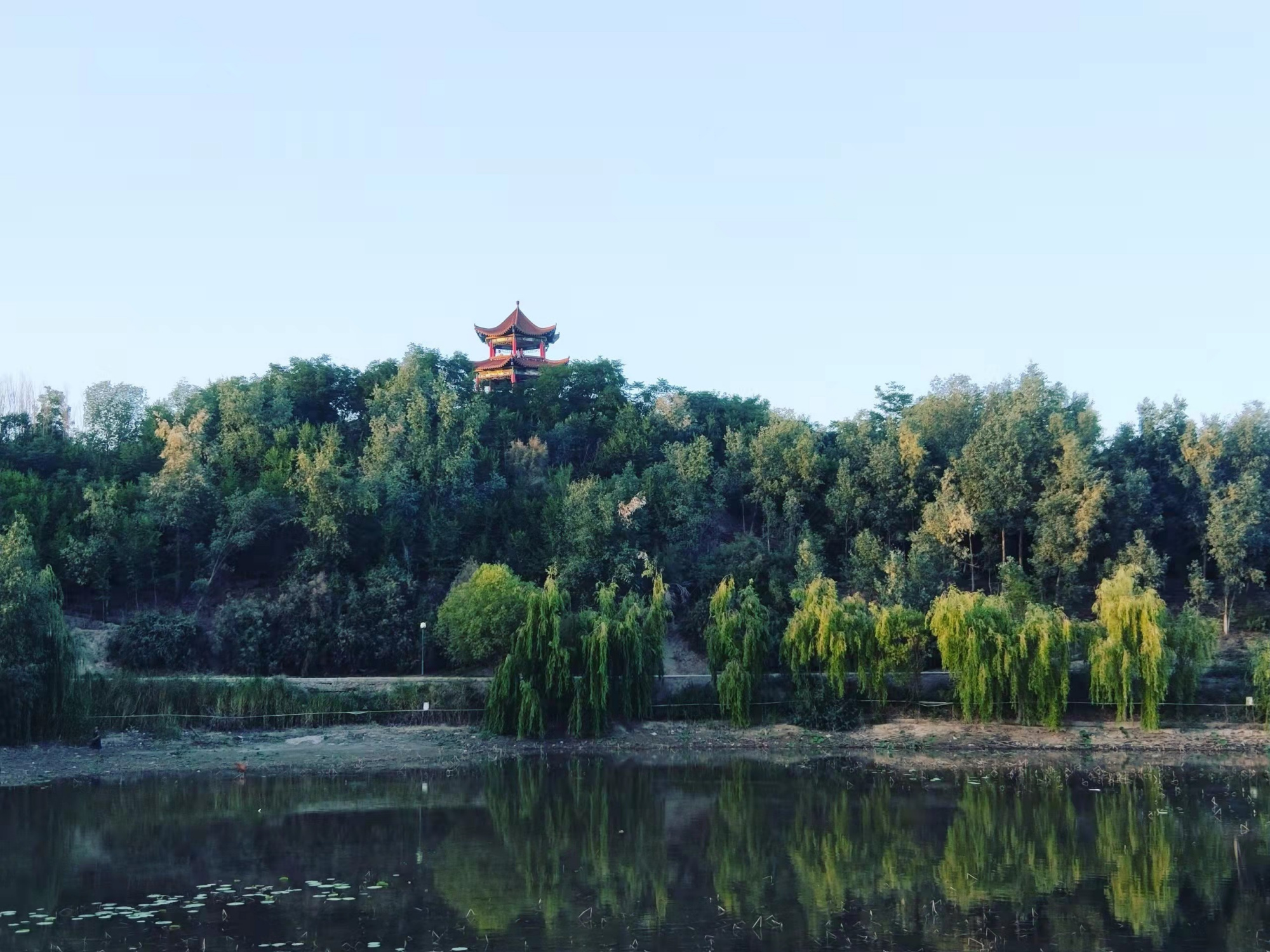 三师图木舒克市:一城山水满城心