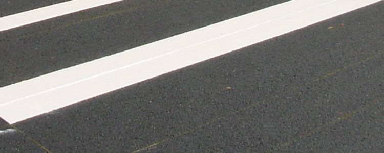 辅助标线与指示标线的区别