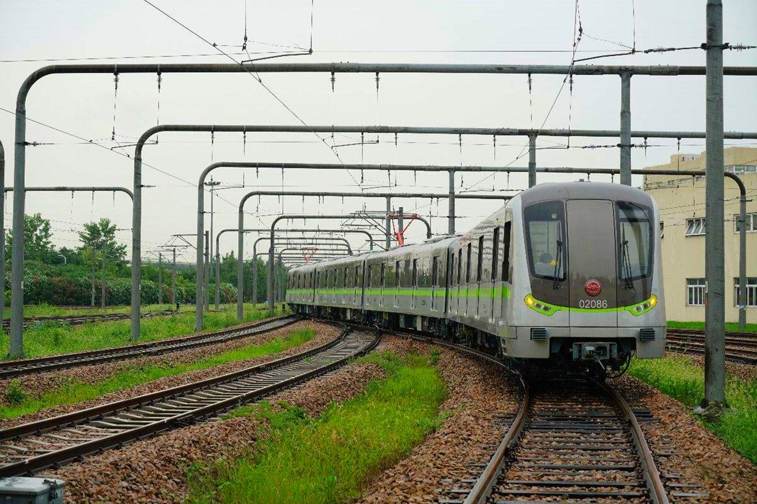 上海在建一条市域铁路,全长约68.6公里,时速可达160公里