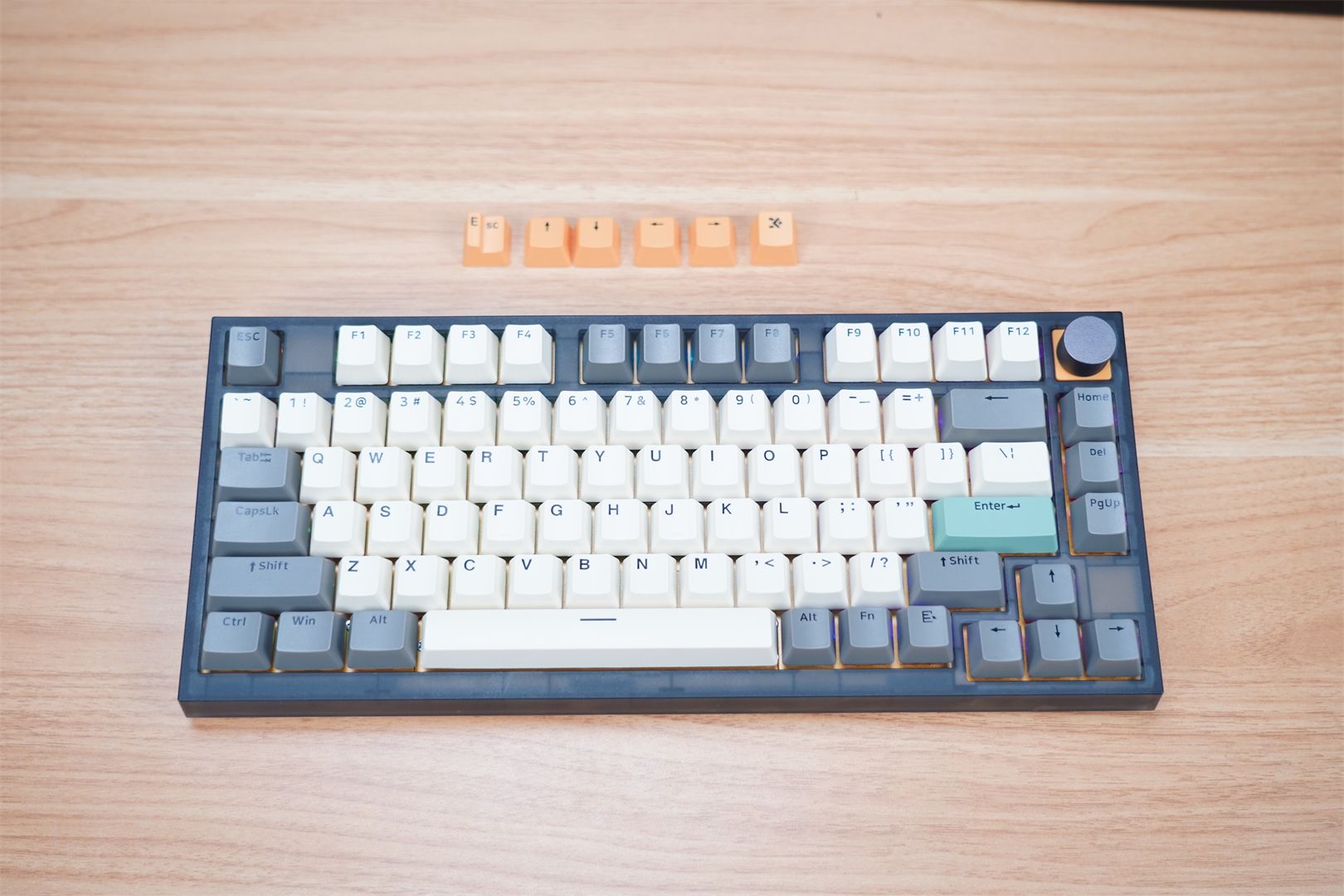 小呆虫gk75键盘——配置高且小巧的小钢炮键盘