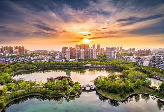 德安:以"精心"建"精美",彰显城市面貌新形象