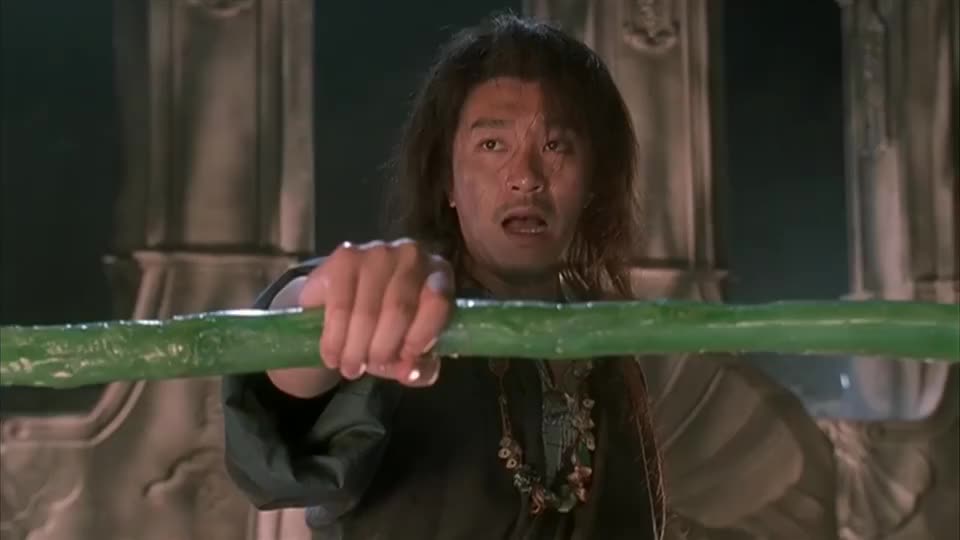 标题:金庸小说中的五大神兵利器,你猜猜谁最霸气?