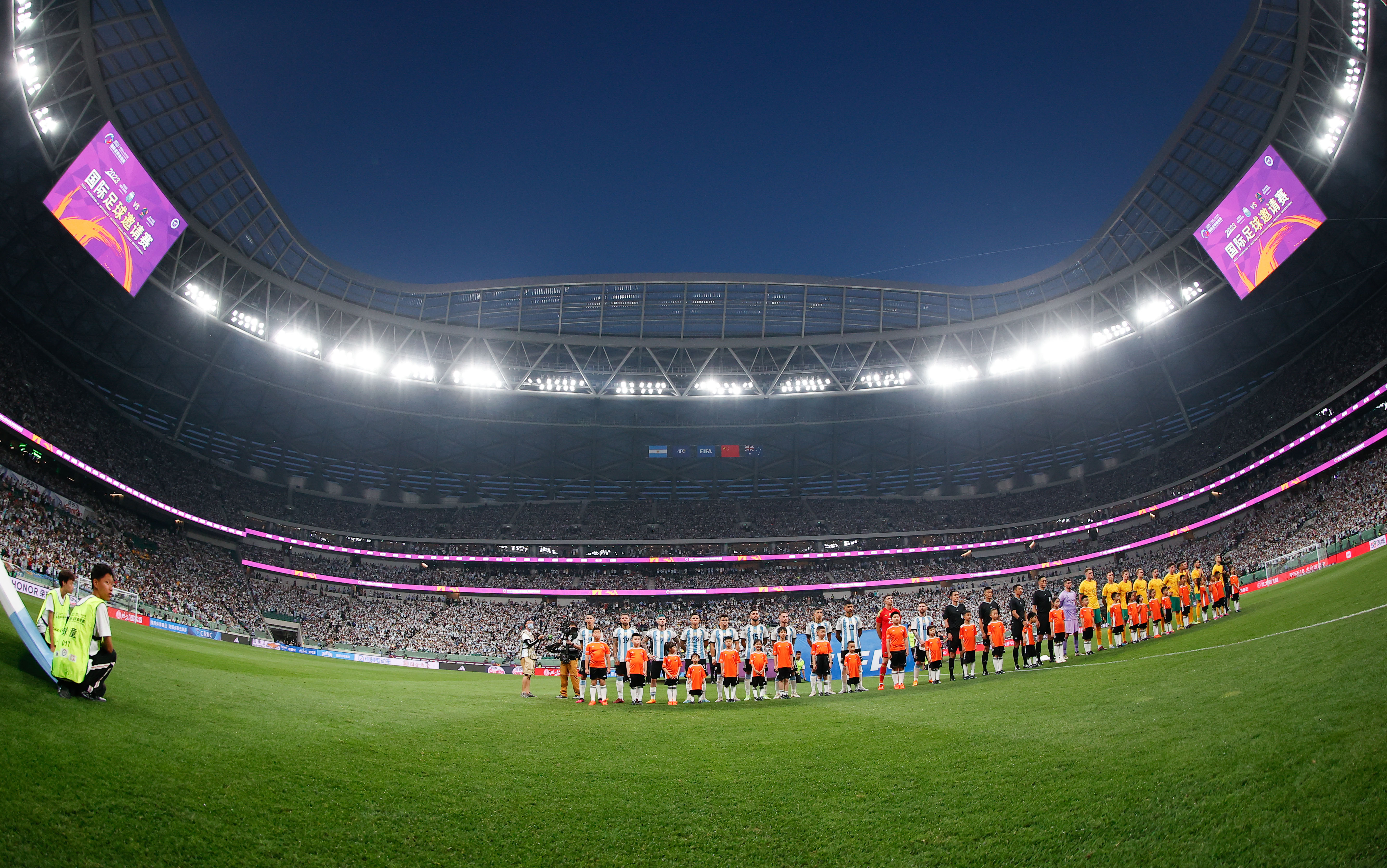 足球——国际邀请赛:阿根廷对阵澳大利亚(9)