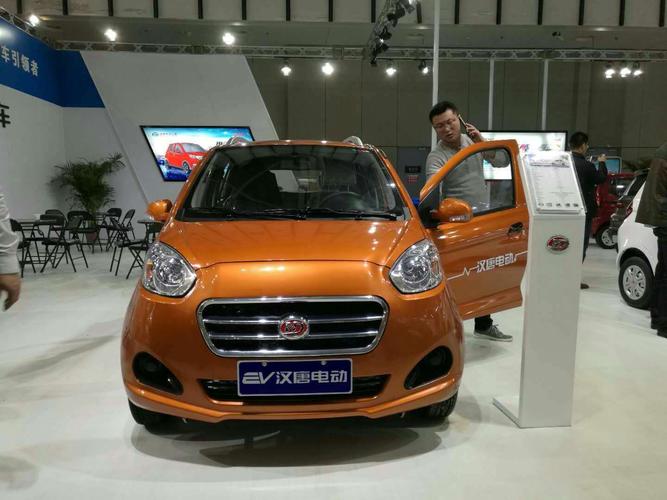 汉唐汉动a3主要参数 汉唐汉动a3换新电瓶60v100a