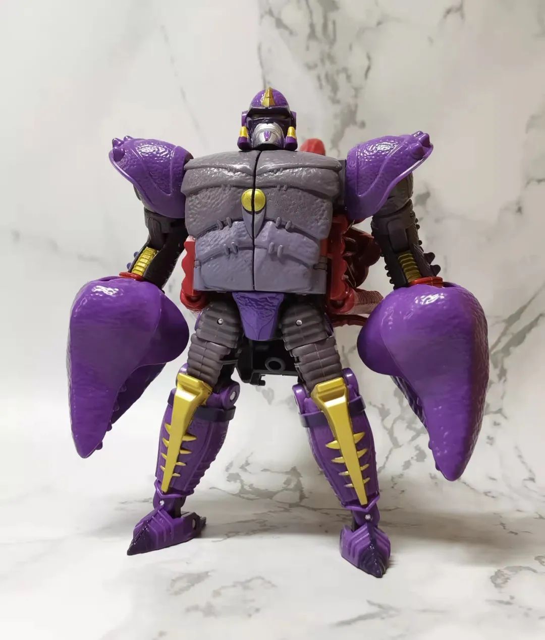 越做越小了?——王国巨蝎勇士开箱