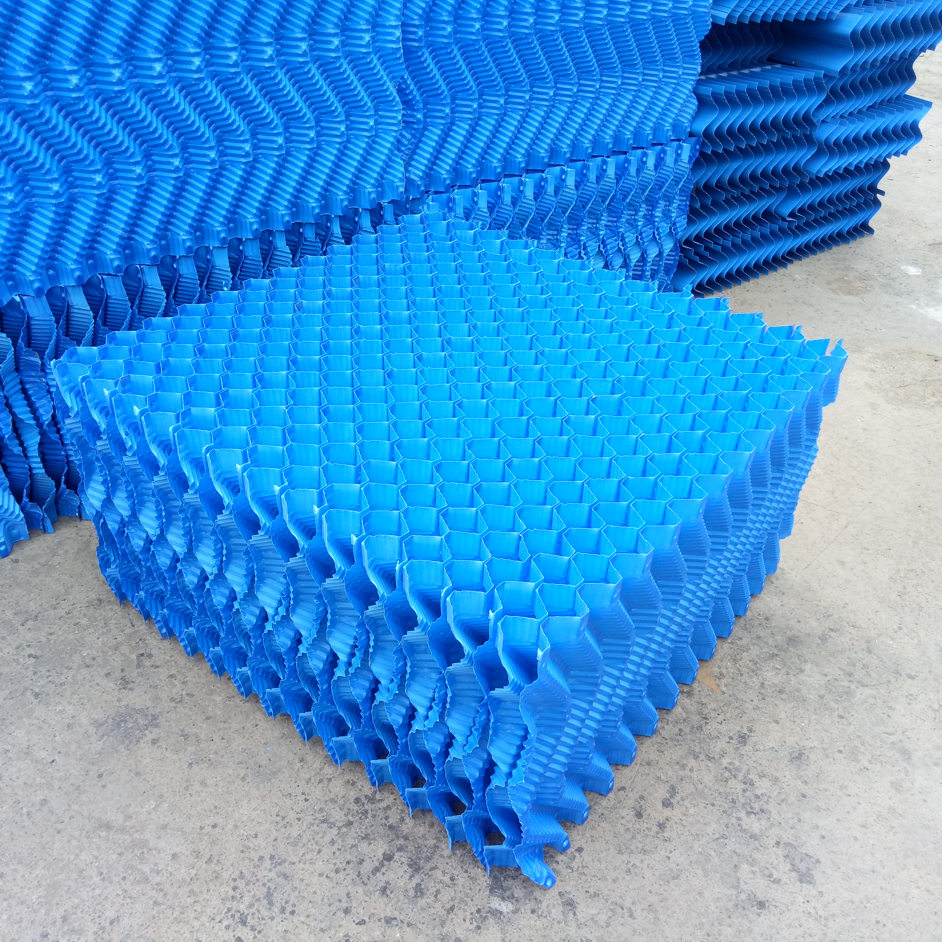 冷却塔填料能耐多高的温度