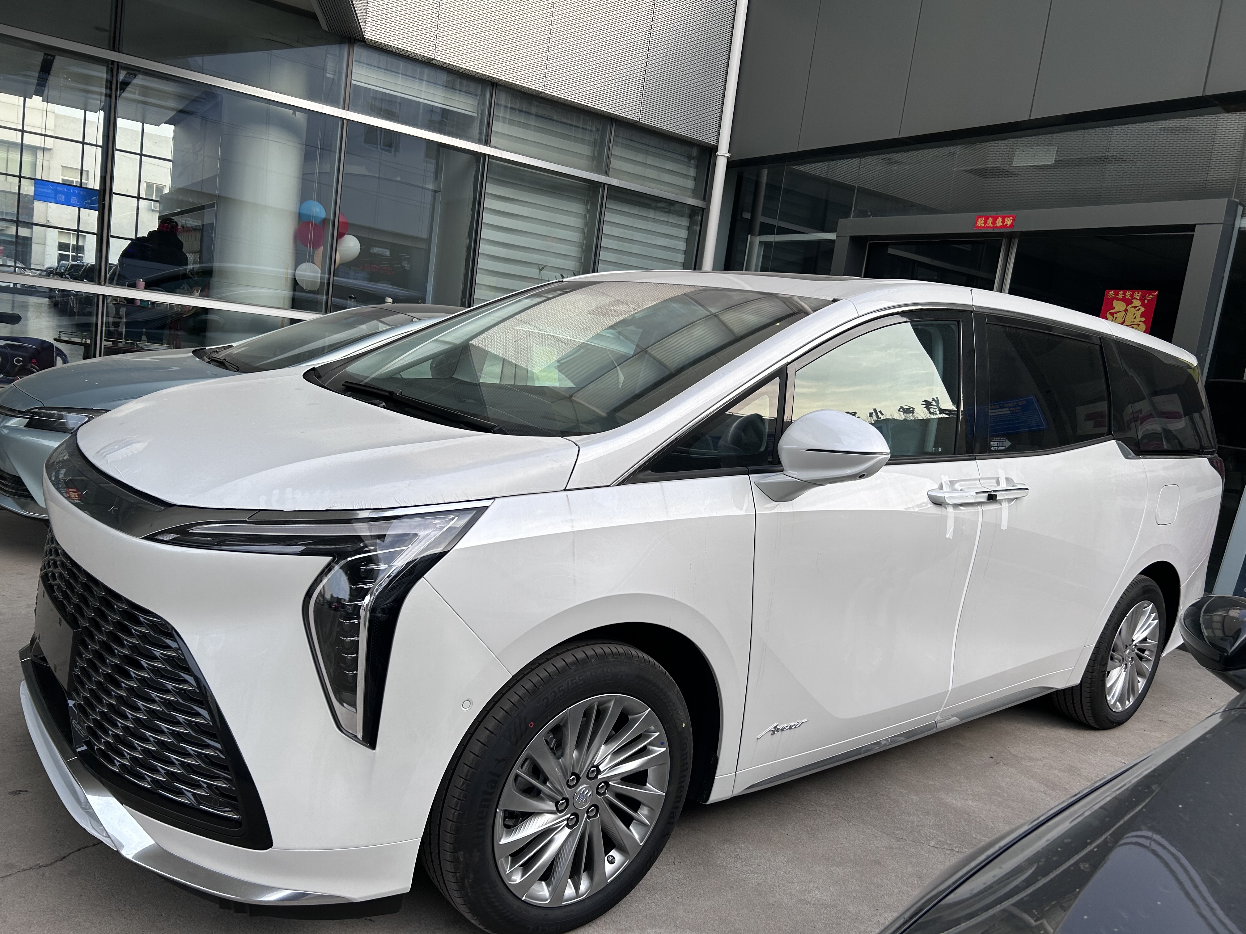 别克世纪,是mpv,还是超越mpv?