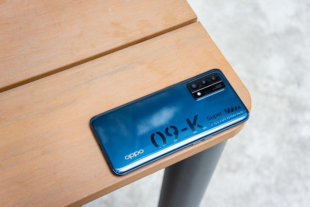 对比红米k40,6400万像素 65w快充,oppo k9更值得入手