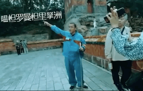 又现“扫地僧”!博物馆里的保洁阿姨火了!