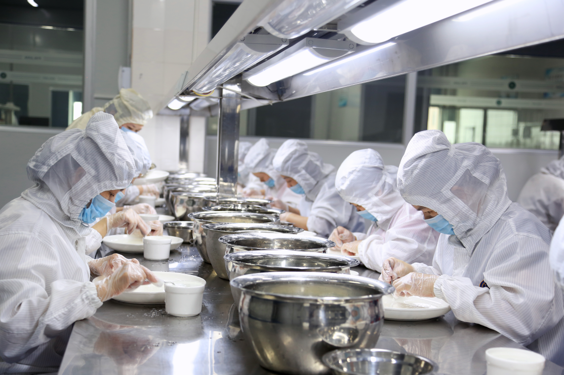 质量先行,品鉴燕窝oem代工厂致力产品价值提升!