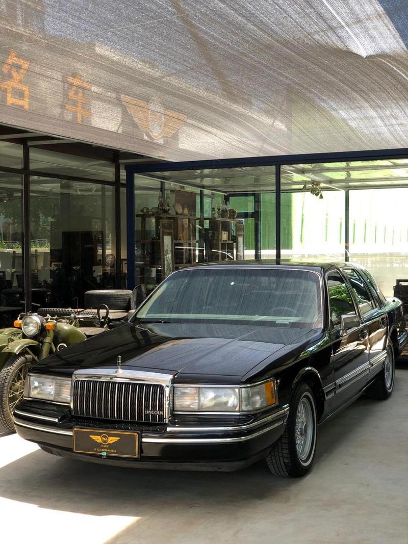 林肯汽车品牌老款
