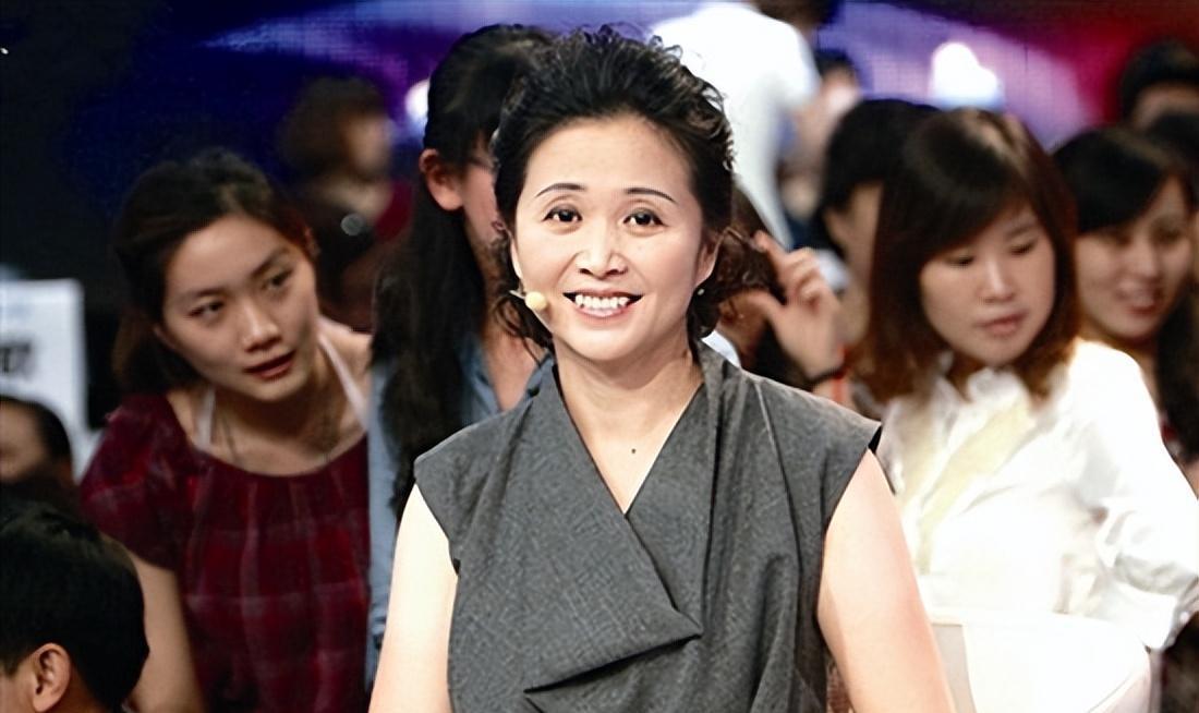 黄菡重出江湖,时隔7年再现非诚勿扰