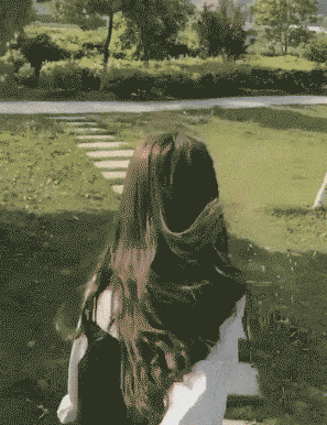 看就知道是亲生父女 第6张