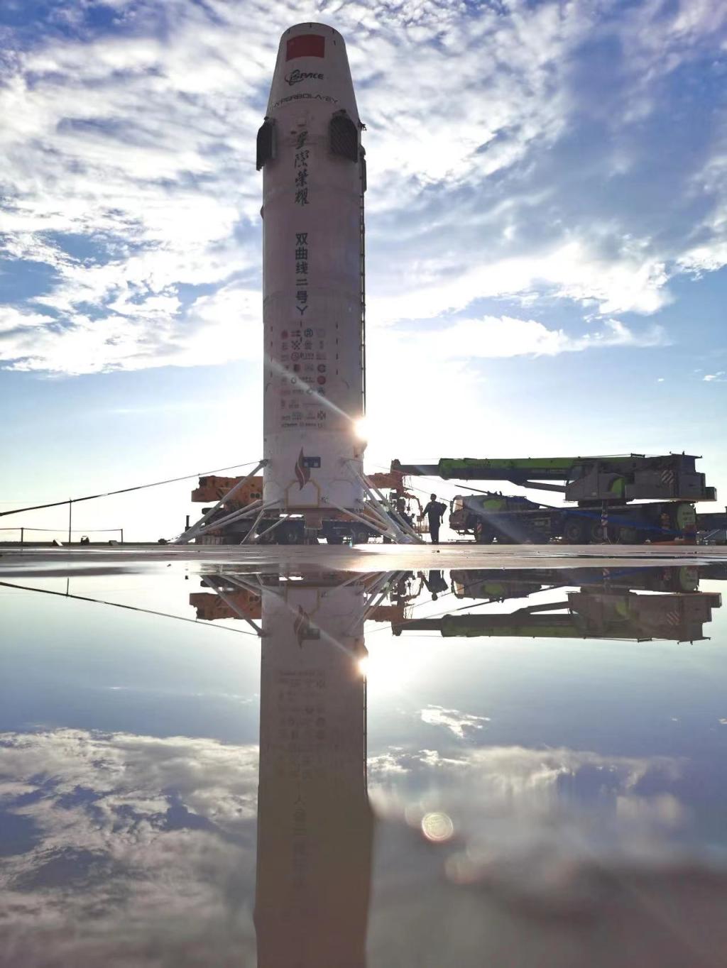 垂直回收!中国商业航天可重复使用火箭取得重大突破