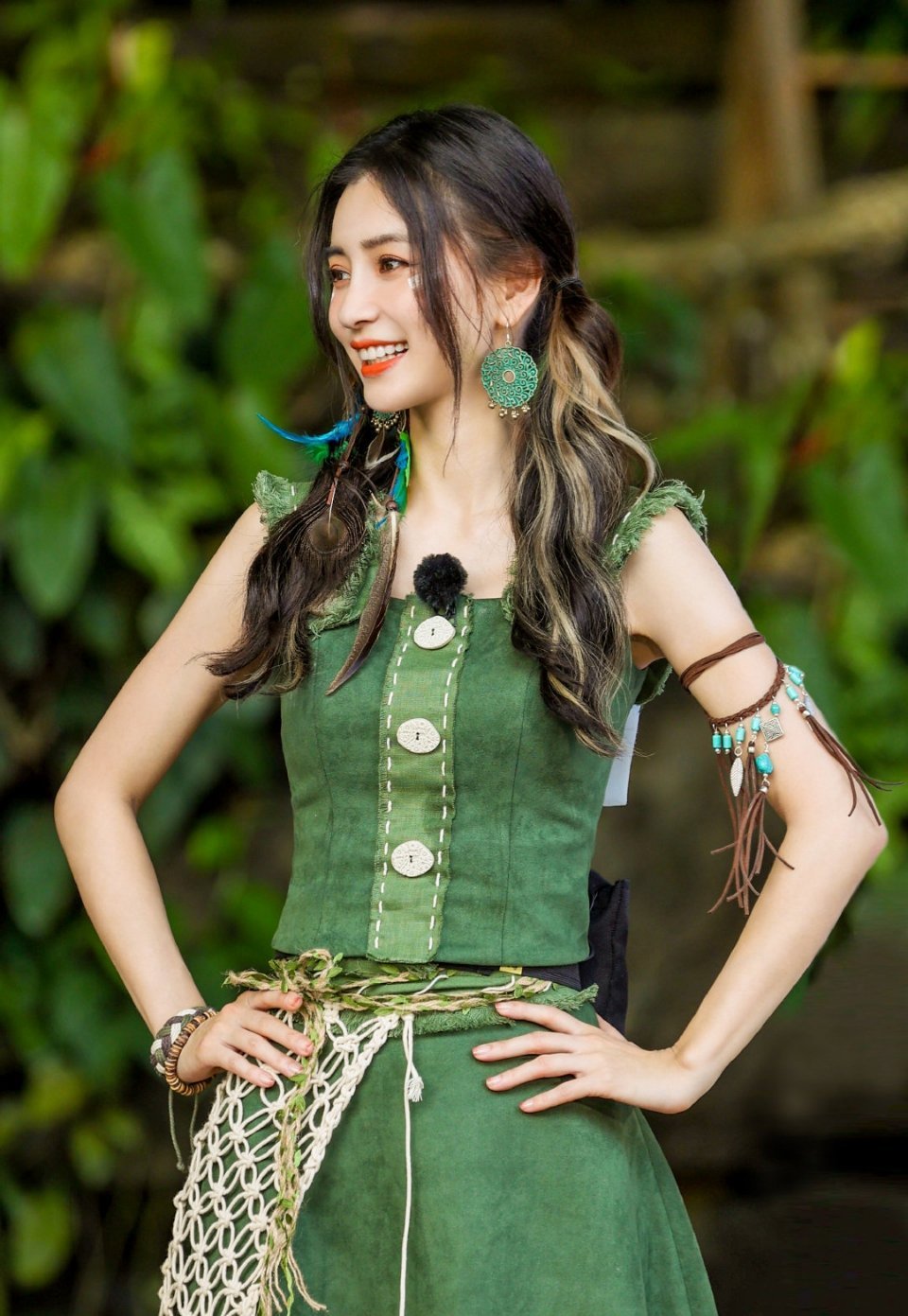 angelababy带小海绵游泳登上网络热搜了,咋了?