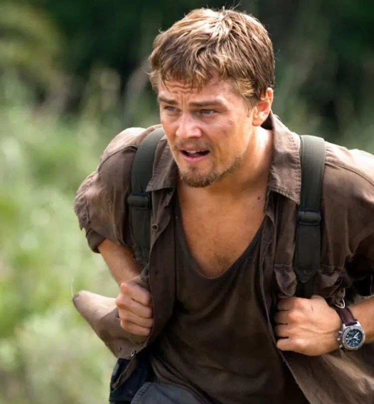 小李子在 血钻 中佩戴的百年灵者腕表