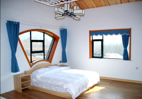 卧龙湾:自然与康养交织的完美假期