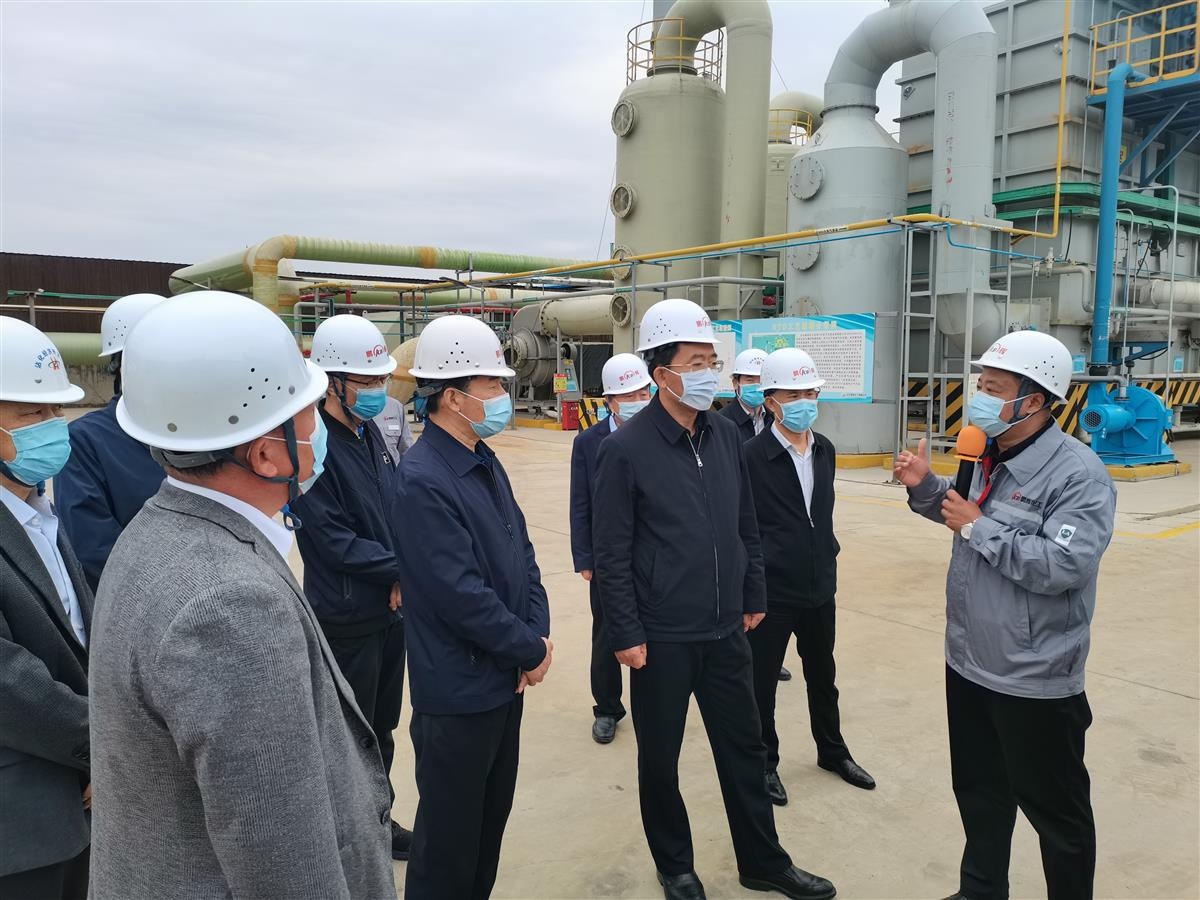 栾兴刚带队开展环境保护法执法检查