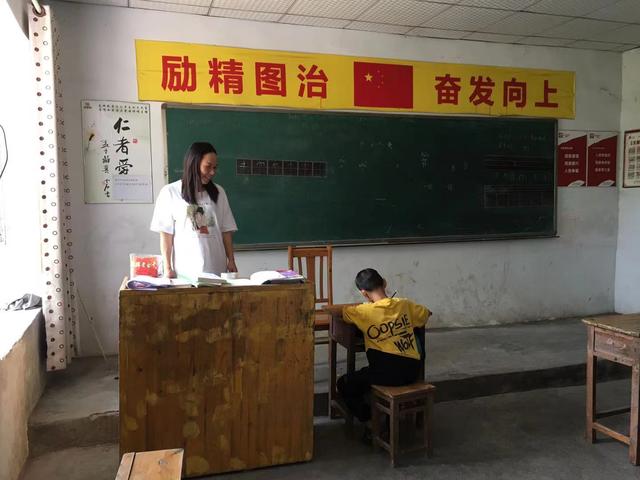 一个老师与一名学生的山村小学:一个都不能少